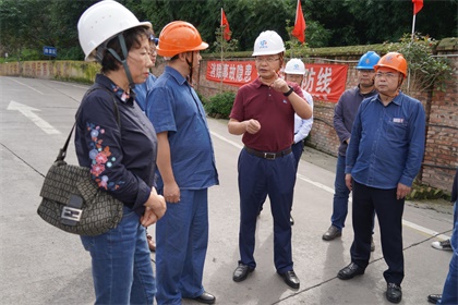 开云手机平台-开云（中国）集团公司党委书记谭光军一行来我公司开展节前安全大检查