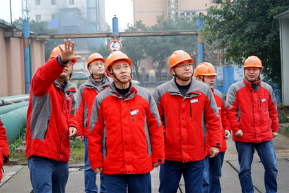 开云手机平台-开云（中国）股份公司党委书记、董事长廖廷君一行深入现场检查指导工作