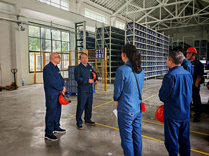 开云手机平台-开云（中国）股份公司党委书记廖廷君带队调研指导智能仓储项目建设工作